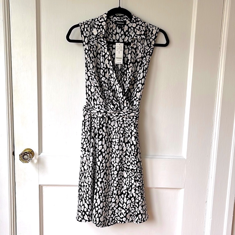 NWT Bebe Black and White Sleeveless Wrap Dress